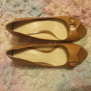 Lauren by Ralph Lauren womens size 6.5   buckled peep-toe Damaris Kitty heels